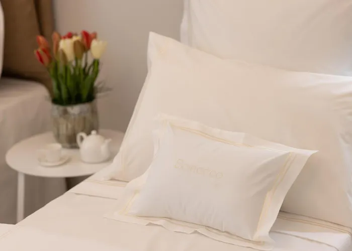 Scirocco Boutique Eco * Torre Pali