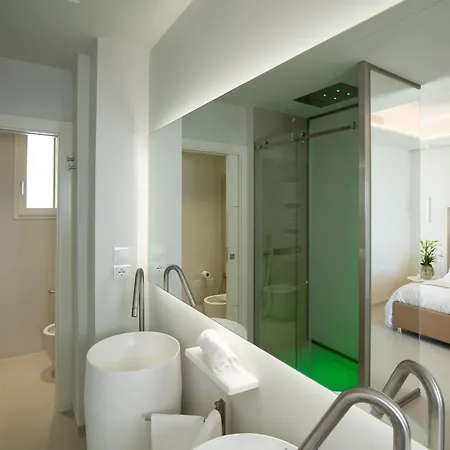 Scirocco Boutique Eco Hotel *