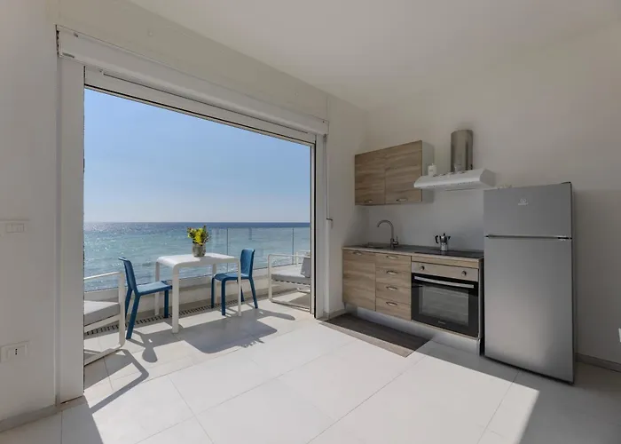 Scirocco Boutique Eco Torre Pali